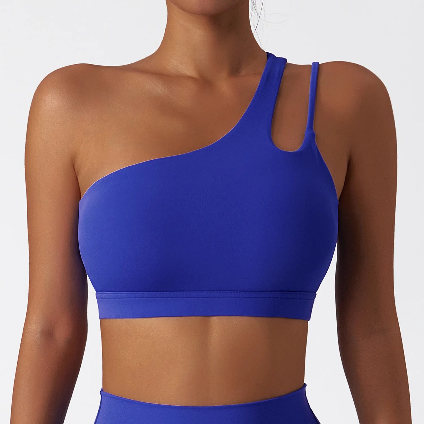 Women's Oblique Shoulder Shockproof Yoga Bra – Beautiful Back Gym Sports Top with Irregular Straps for Running & Fitness"