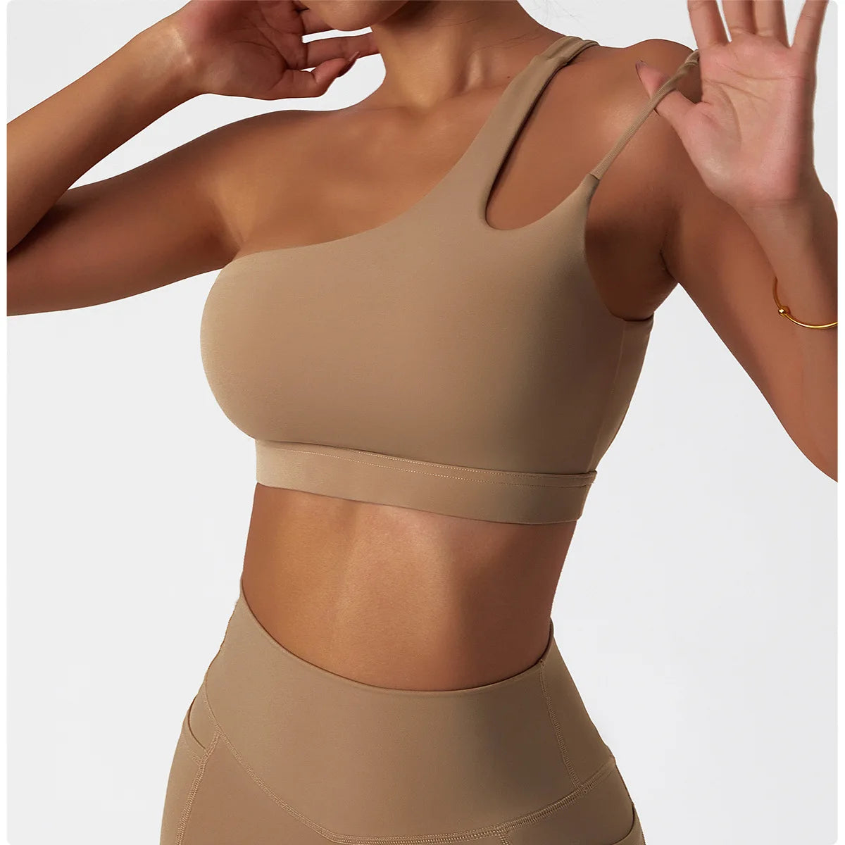 Women's Oblique Shoulder Shockproof Yoga Bra – Beautiful Back Gym Sports Top with Irregular Straps for Running & Fitness"